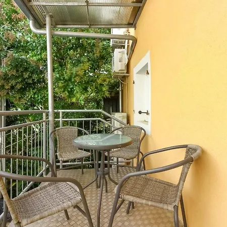 Perlina Apartment *